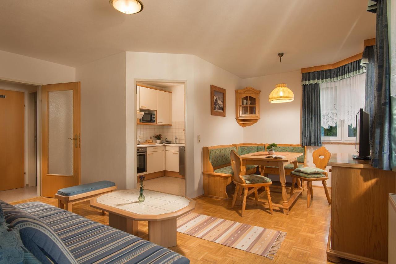 Ferienwohnung Salzburg Bruck an der Grossglocknerstrasse Exterior photo